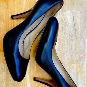 Coach size 10 black leather heels